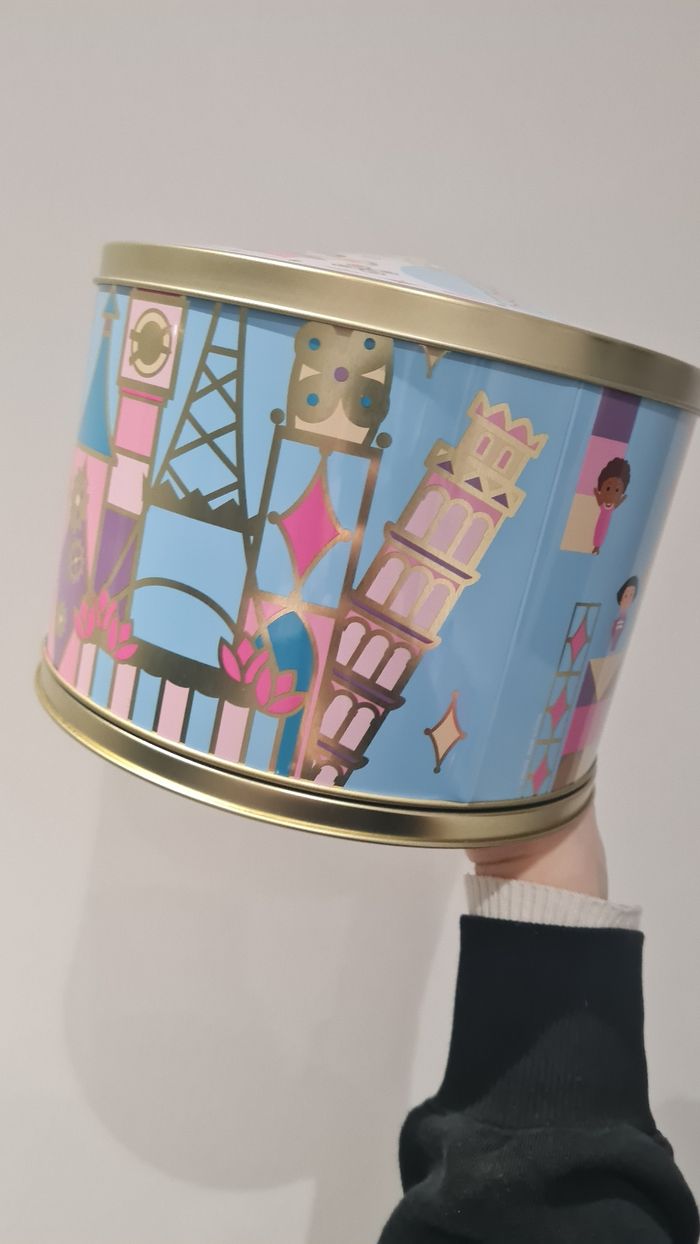 Boite à musique et rangement its à small world disneyland paris - photo numéro 2