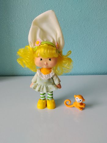 Poupée charlotte aux fraises