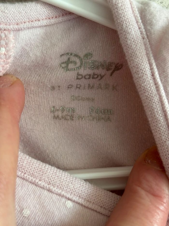 Body Disney Baby Primark taille 6 - 9 mois - photo numéro 2