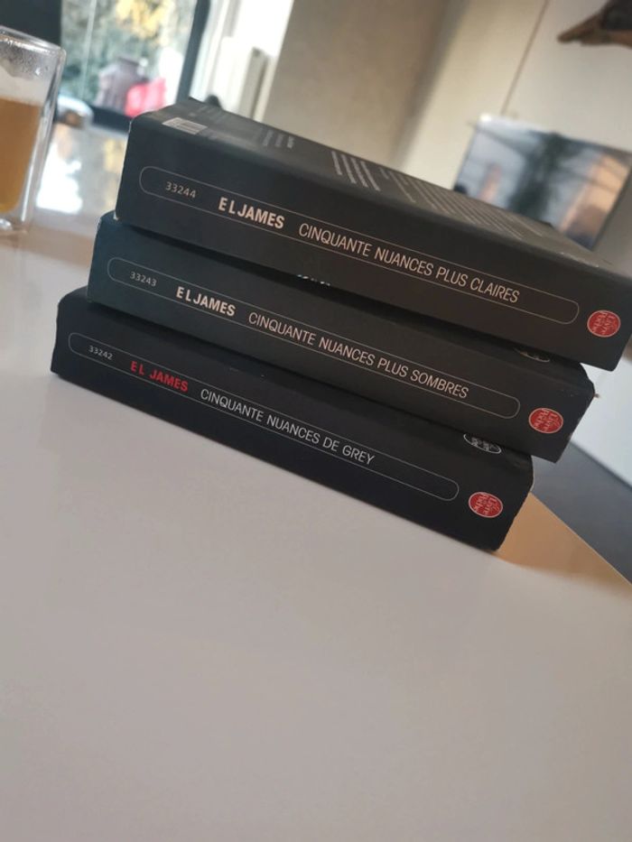 Cinquante nuances de Grey - photo numéro 3