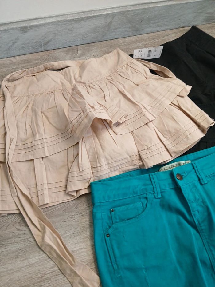 Ensemble jupes + 1 short noir - photo numéro 7