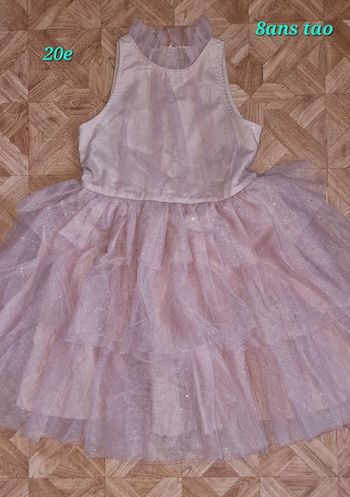 Robe créateur 8ans tape a loeil