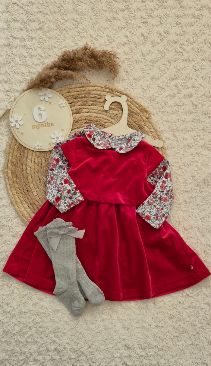 Robe rouge Obaïbi neuve 6 mois