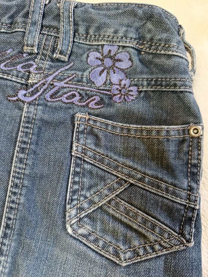 Jupe en jeans avec broderie - photo numéro 4