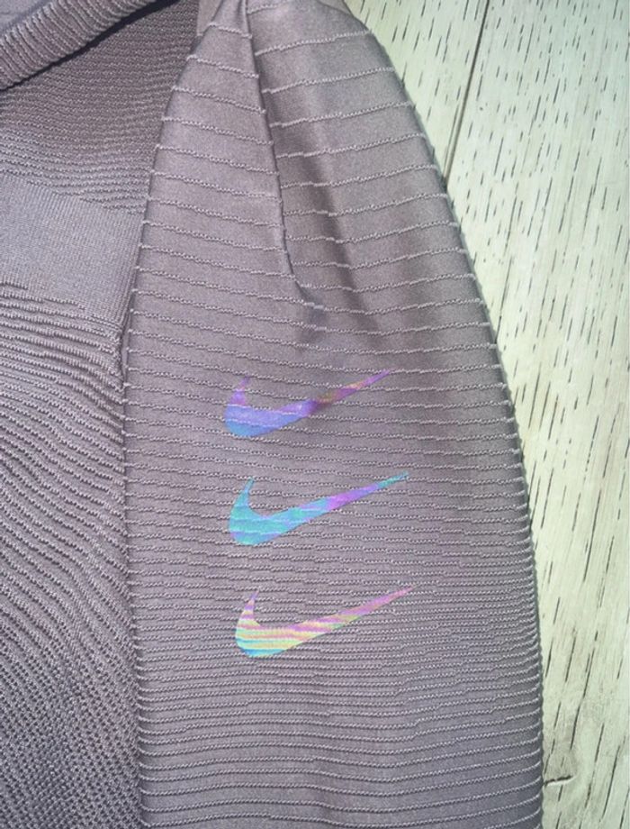 Haut Nike running division - photo numéro 4