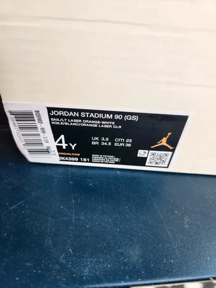 Jordan stadium 90 femme fille taille 36 neuves beige et jaune - photo numéro 9