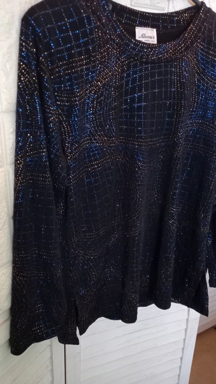 Haut manches longues - bleus brillants et dorés- Taille : 2 Alexa's - photo numéro 2