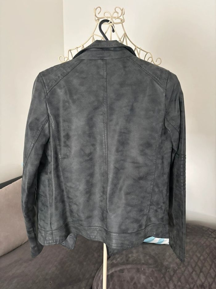 Veste grise effet cuir C&A - Taille 16 ans - photo numéro 9