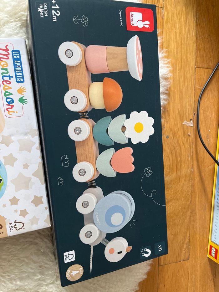 Lot jouets bois 12 mois neuf - photo numéro 2