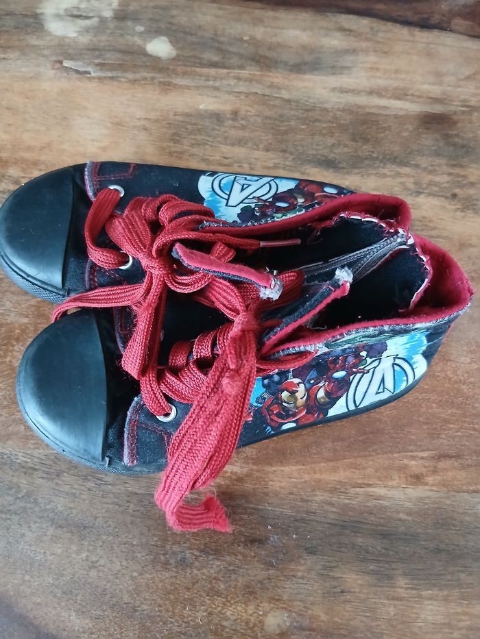 Chaussures enfants taille 28 - photo numéro 2
