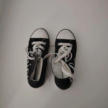 Baskets noires en toile montante taille 34