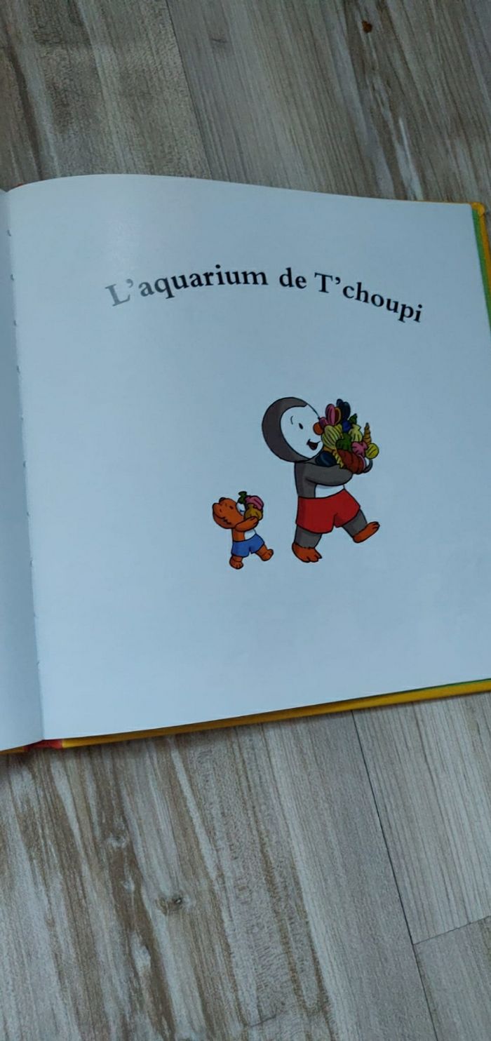 Livre de les aventures de T'choupi en parfait état - photo numéro 7