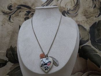 collier médaillon cœur oiseau vintage acier inoxydable🌸