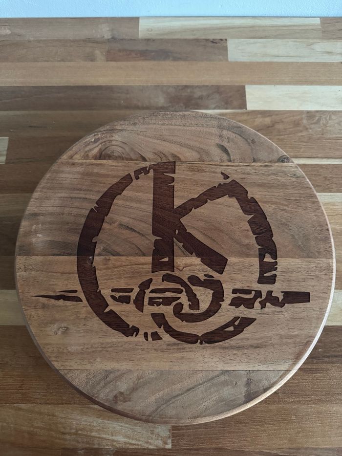 Plateau décoratif acacia sur pieds Kaamelott - photo numéro 6