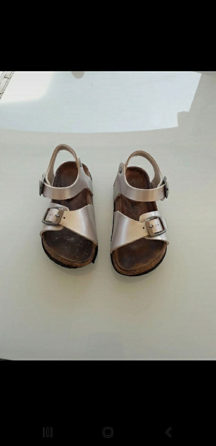 Chaussures été taille 23