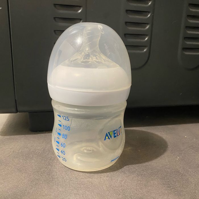 Tire lait électrique Philips Avent + biberons MAM - photo numéro 3