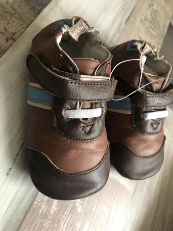 Chaussure souple neuve