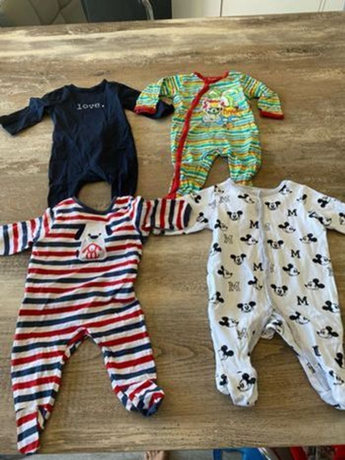 Lot pyjamas 3 mois bébé unisexe garçon ou fille