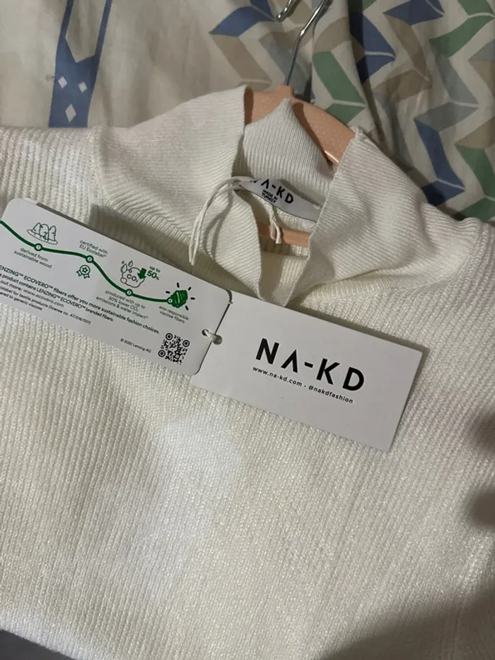 Col montant Nakd taille L neuf - photo numéro 10