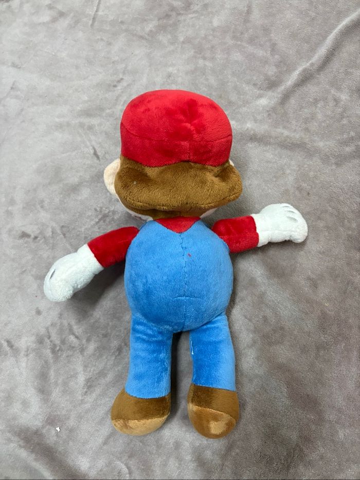 Lot de deux peluches Mario et dinosaure en très bon état - photo numéro 3