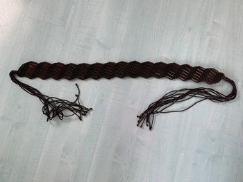 Ceinture marron tressée