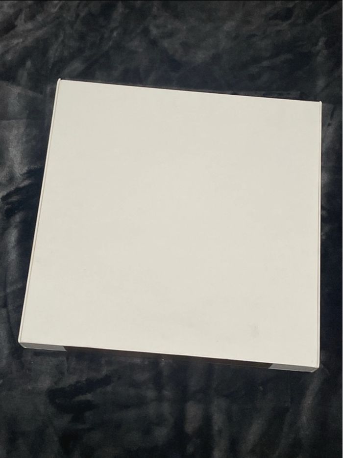 Calendrier YSL - photo numéro 5