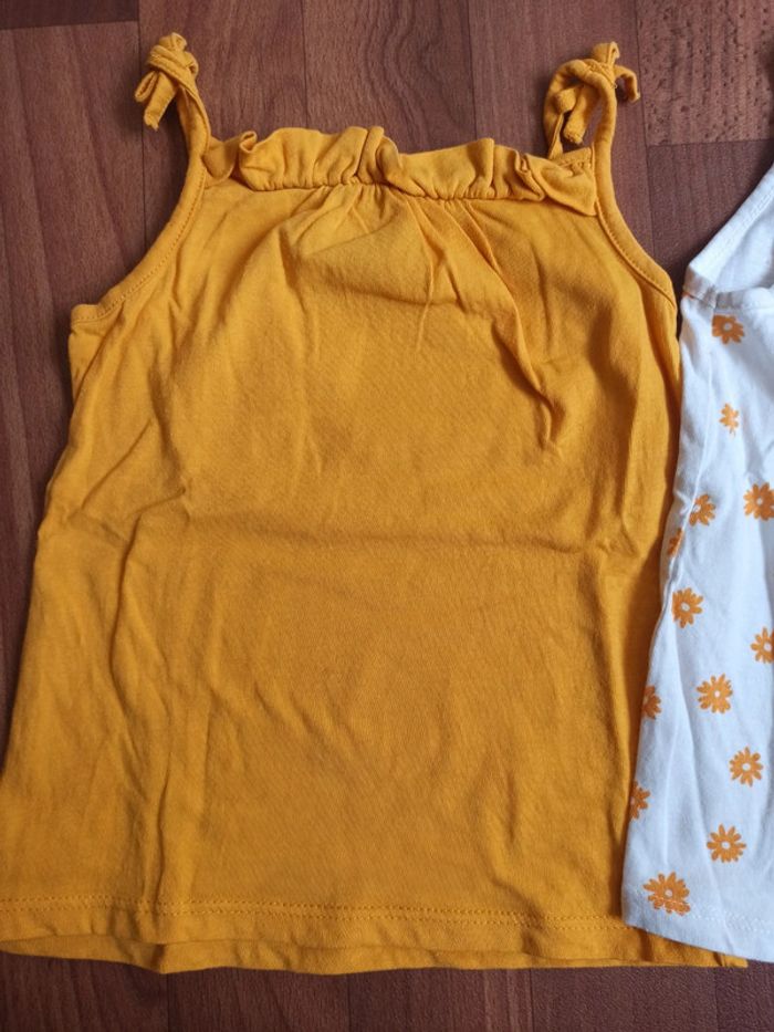 Lot deux débardeurs - photo numéro 3