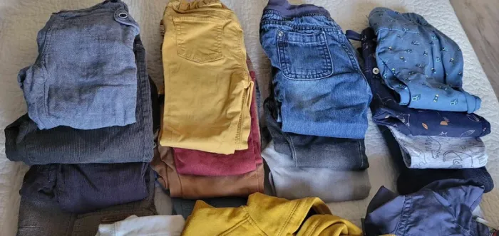 Lot 18 mois (35 pièces) - photo numéro 2