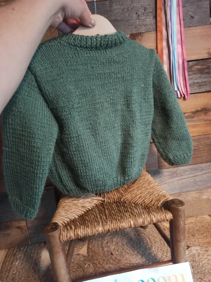 Pull fait main Barbapapa 2 ans tbe - photo numéro 4