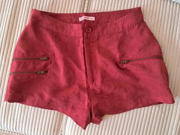 Short en suédine neuf