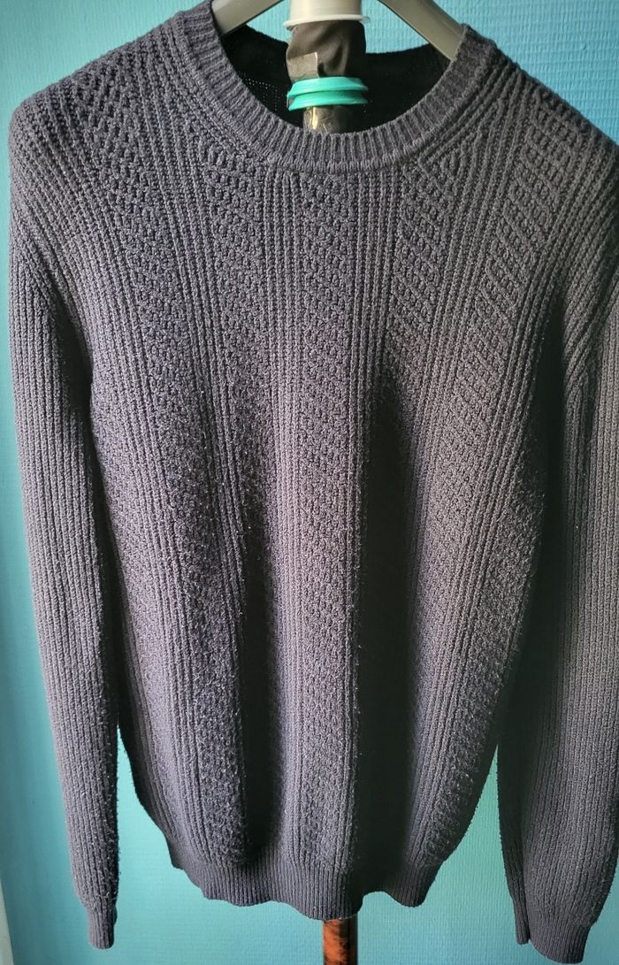Pull en maille Mango taille L bleu marine en très bon etat mixte en très bon état. - photo numéro 7