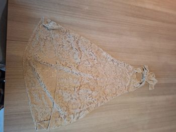 Tshirt attache au cou couleur crème