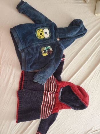 lot 2 gilets 6 mois