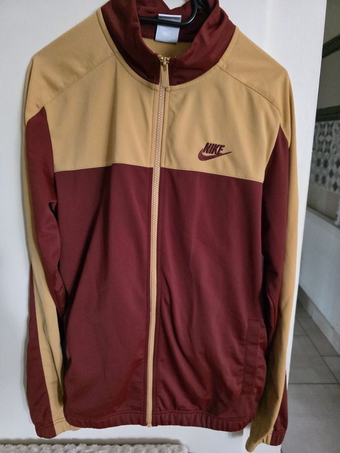 Ensemble jogging nike taille s - photo numéro 7