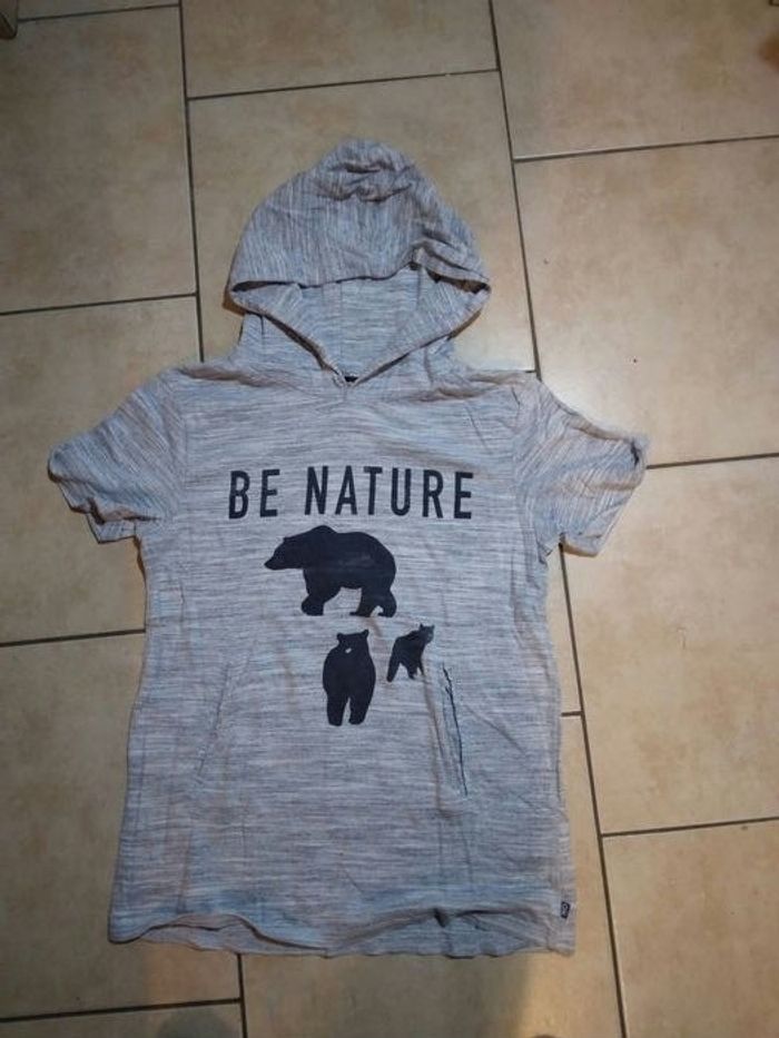 Sweat capuche manche courte