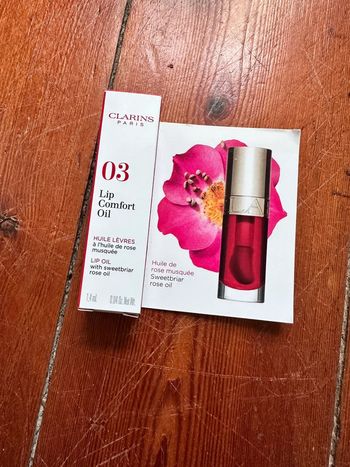 Huile lèvre clarins 03