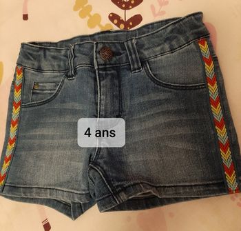 Short en jean 4 ans