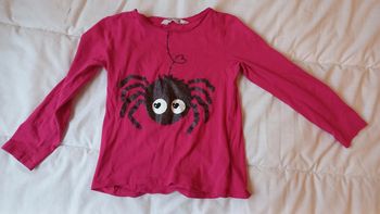 T-shirt rose araignée noire