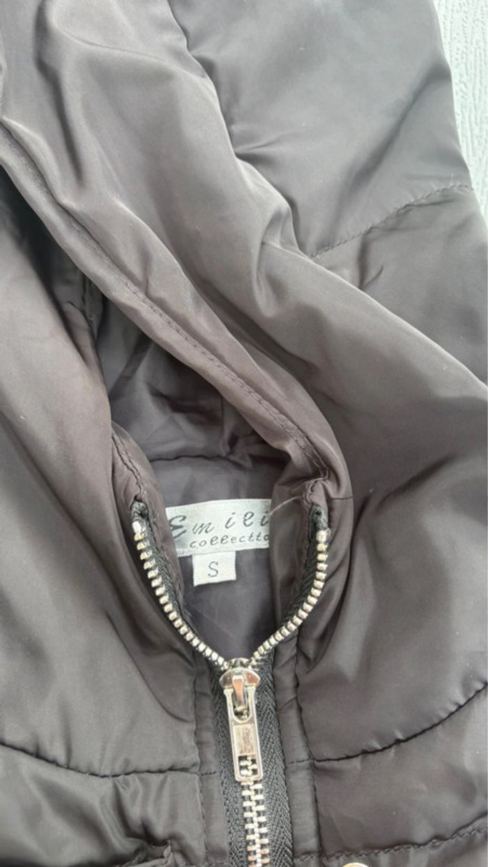 Longue doudoune sans manches Émilie Collection taille S femme - photo numéro 2