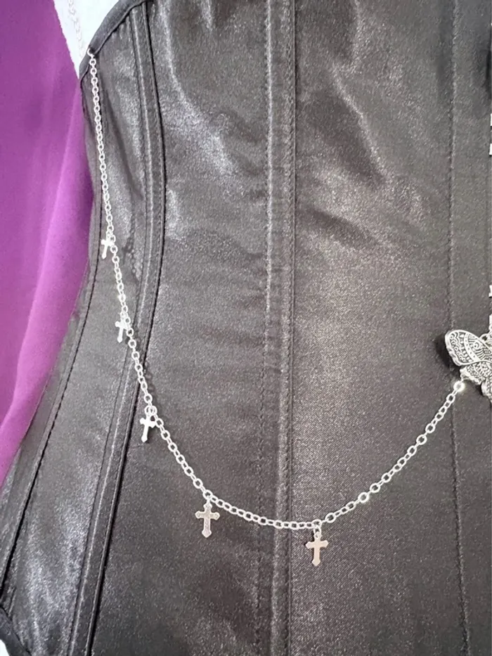 Corset ajustable Witch avec chaîne et bijoux gothique - photo numéro 5