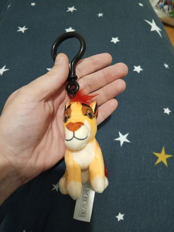 Porte clé le roi lion