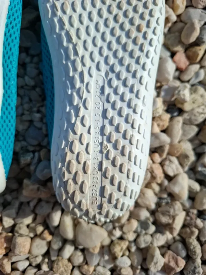Chaussures aquatiques enfant - 32/33 - très bon état - photo numéro 5