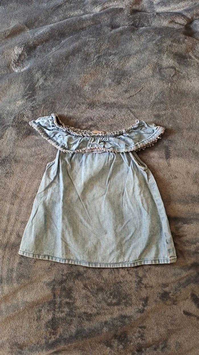 💚Tunique en jean léger bébé fille – style épaules dénudées – Taille 12 mois