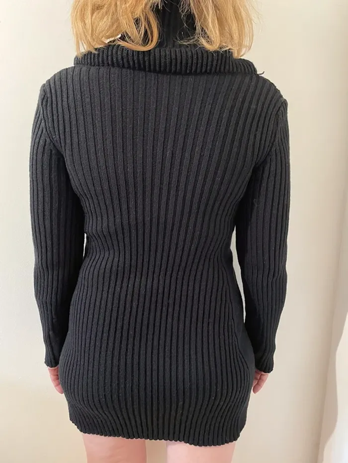 Robe en laine noire - photo numéro 2