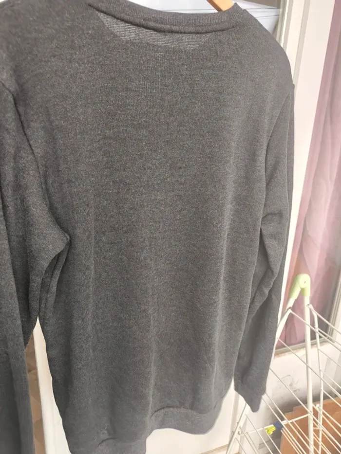 Pull gris foncé - photo numéro 2