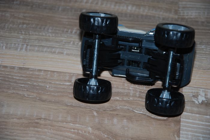 voiture Monster Trucks Hot Wheels mattel 1.69 neuve - photo numéro 3