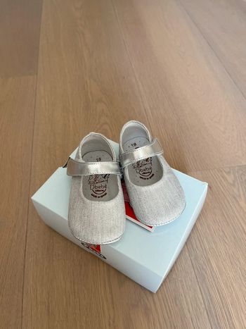 Chaussures bébé fille p.18