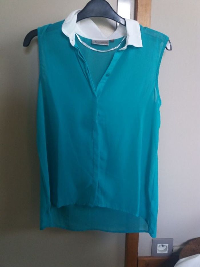 Débardeur vert style chemisier