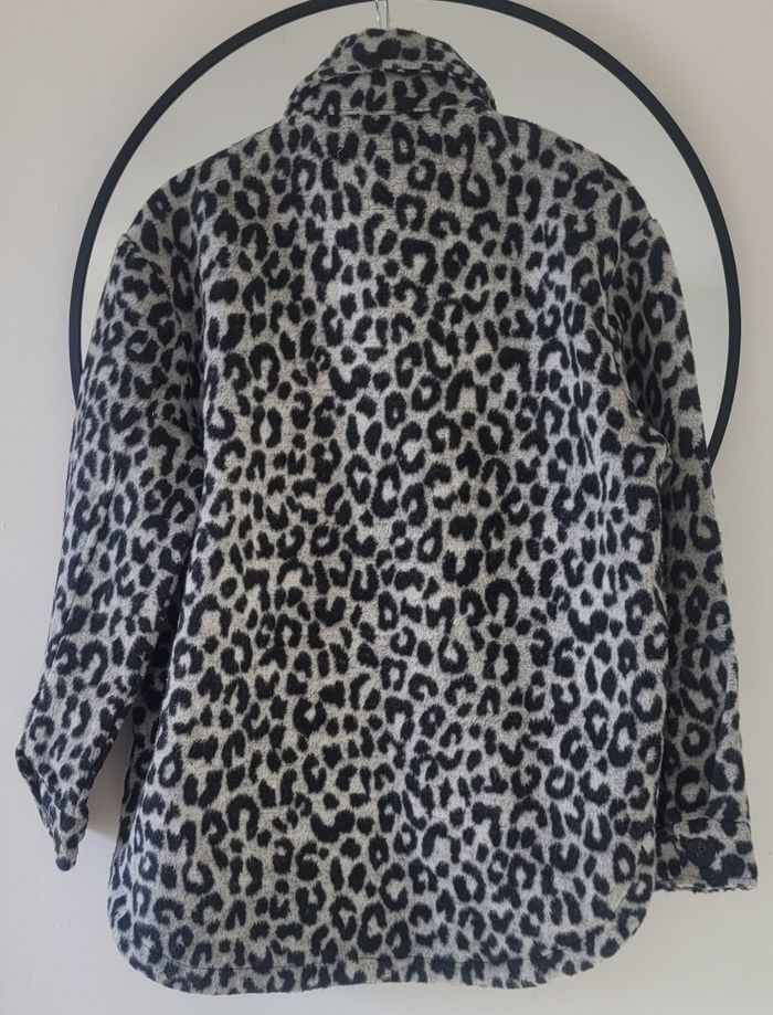 Surchemise noire et gris à motif léopard marque primark - photo numéro 2