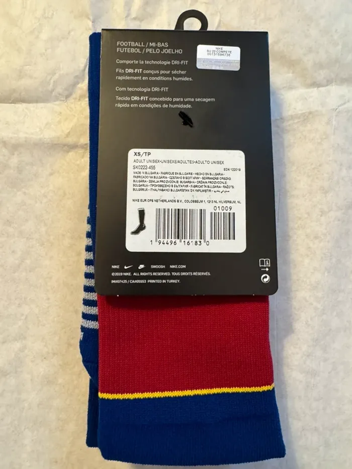 Chaussettes de foot Nike équipe FC Barcelone taille 31/ 35 authentique neuf - photo numéro 6